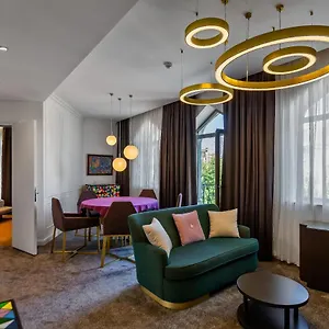 5* Hotel Ivy Garden